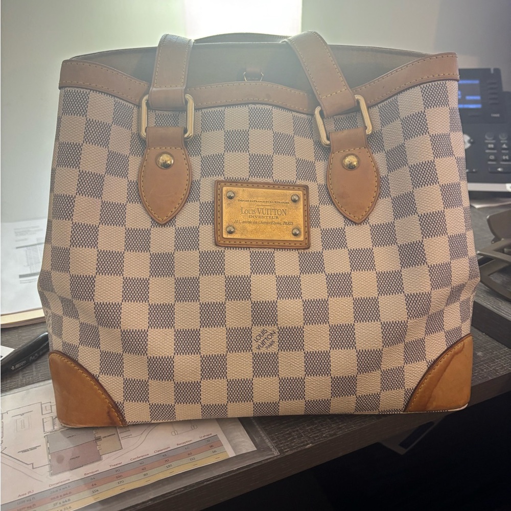 -Louis Vuitton hampstead pm bag